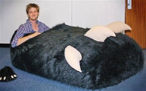Giant slipper
